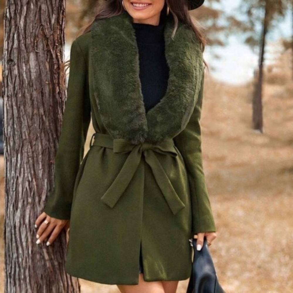 Glamorous Olive Green Faux
fur collar Belted Overcoat
Jacket Coat